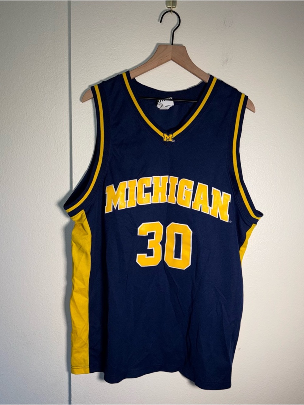 MICHIGAN WOLVERINES national champions Foot Locker Mesh basketball jersey XL